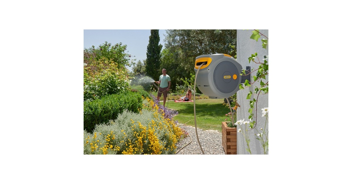 HOZELOCK - Auto Reel 30m Wall Mounted Hose Reel: Easy to install, lock, auto rewind, ready-made reel with nozzle, fittings, Hozelock hose and accessories HOZELOCK - Auto Reel 30m Wall Mounted Hose Reel: Easy to install, lock, auto rewind, ready-made reel with nozzle, fittings, Hozelock hose and accessories