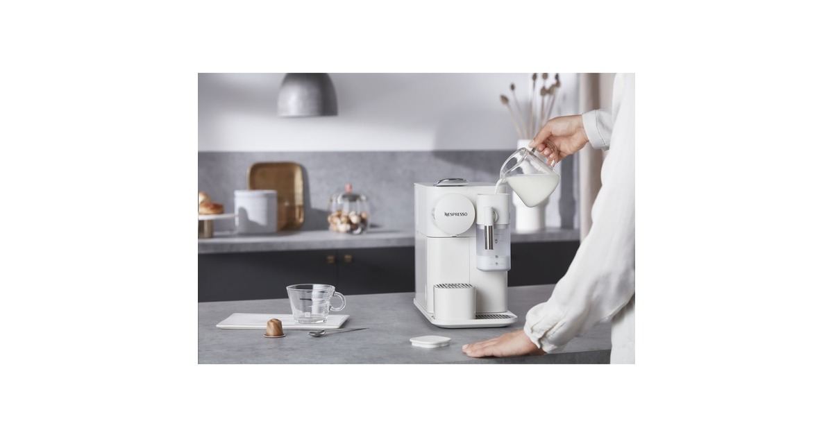 Nespresso De'Longhi Lattissima One Coffee Maker White- EN510.W