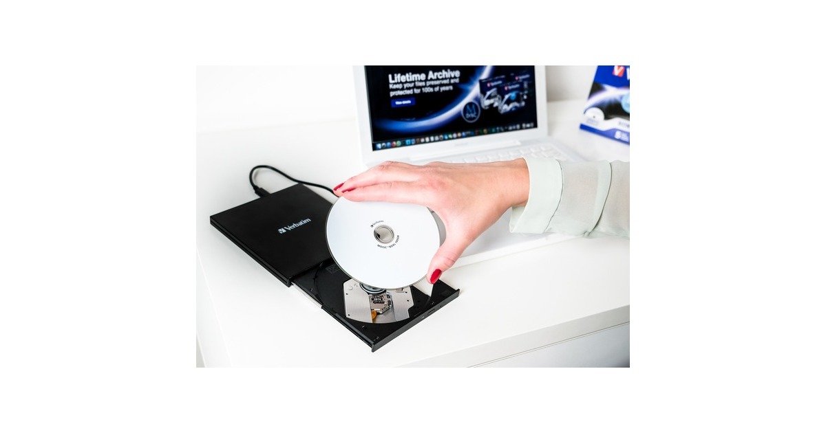 Verbatim 43889 External Slimline Blu-ray Player with USB-C Connection - Compact Burner for Making Large Backups, Black