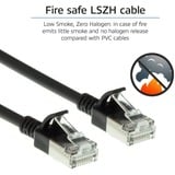 ACT Connectivity LSZH U/FTP CAT6A datacenter slimline patchkabel snagless met RJ45 connectoren Zwart, 1 meter