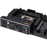 ASUS TUF Gaming B650-PLUS socket AM5 moederbord Zwart/lichtoranje, RAID, 2.5 Gb-LAN, Sound, ATX