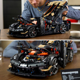 LEGO Technic - Koenigsegg Sadair's Spear megacar Constructiespeelgoed 42232