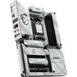 MSI  socket AM5 moederbord 