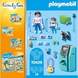 PLAYMOBIL Family Fun - Vakantiegangers met geldautomaat Constructiespeelgoed 70439