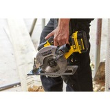 Stanley FATMAX V20 18V Cirkelzaag handcirkelzaag Geel/zwart, Koffer, oplader (4A) en 2 accu's (2.0Ah) inbegrepen