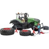 bruder Fendt 1050 Vario Modelvoertuig 04041, met monteur en werkplaatsapparatuur