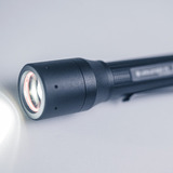 Ledlenser P5 zaklamp Zwart, 200 lm, 6000-7500K