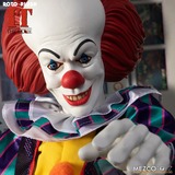 Mezco Toys IT 1990: Pennywise 18 inch Roto Plush pluchenspeelgoed 