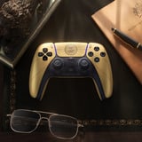 Sony Interactive Entertainment DualSense draadloze controller – 007 First Light Limited Edition Goud/zwart, voor Playstation 5