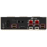 GIGABYTE TRX50 AI TOP socket sTR5 moederbord Zilver/zwart, RAID, 2x 10 GB-LAN, WLAN, BT, Sound, E-ATX