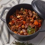 Victoria Dutch Oven, 26 cm 5,7 liter, Seasoned bak-/braadpan Zwart/zilver, Color+Kraft Cardboard Box