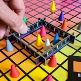 European Player Network Hues and Cues Bordspel Engels, Frans, 3 - 6 spelers, 30 minuten, Vanaf 8 jaar