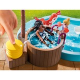 PLAYMOBIL Family Fun - Kinderzwembad met whirlpool Constructiespeelgoed 70611