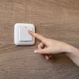 Shelly BLU Wall Switch 4 + Busch-Jaeger adapter schakelaar Wit, Bluetooth 4.2