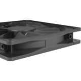 Alphacool Alpha Core 140mm fan PWM 2000         bk case fan Zwart