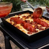 Ooni Detroit Style Pizza Pan Small (24cm x 16cm) bakvorm Grijs/zilver, Incl. deksel