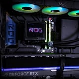 ALTERNATE Powered by ASUS ROG Ryzen 9 - RTX 5090 gaming pc Zwart | R9 9950X3D | RTX 5090 | 64 GB | 2 TB SSD + 2 TB SSD