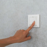Shelly BLU Wall Switch 4 + Legrand adapter schakelaar Wit, Bluetooth 4.2