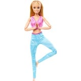 Barbie Made to Move met roze sporttop en blauwe yogabroek Pop