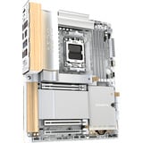 GIGABYTE X870E AERO X3D WOOD socket AM5 moederbord Zilver/houtkleur, RAID, 2x 5 Gb-LAN, WLAN, BT, Sound, ATX