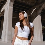 JLab JBuds Lux ANC over-ear headset Wit, Bluetooth 5.3, Multipoint