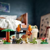 LEGO DUPLO - T. rex en Triceratops dinosaurus ontsnapping Constructiespeelgoed 10939