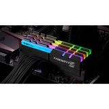 G.Skill 32 GB DDR4-4000 Quad-Kit werkgeheugen Zwart, F4-4000C15Q-32GTZR, Trident Z RGB, XMP 2.0