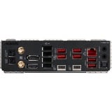 GIGABYTE X670E AORUS XTREME socket AM5 moederbord Zwart, RAID, 10 Gb-LAN, WLAN, BT, Sound, E-ATX