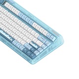 Iqunix OG80 Wintertide Wireless Mechanical Keyboard Lichtblauw, US lay-out (QWERTY), IQUNIX Moonstone Turbo, 80% (TKL)	, RGB leds, Hot-swappable, PBT, 2.4GHz | Bluetooth 5.1 | USB-C