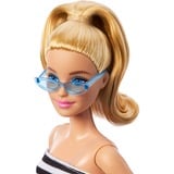 Barbie Fashionistas #213 - Striped top, pink skirt and sunglasses Pop 65e verjaardag