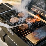 Masterbuilt Draagbare houtskoolbarbecue en -rookoven met kar Zwart