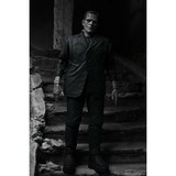 Neca Universal Monsters: Ultimate Black and White Frankenstein's Monster 7 inch Action Figure speelfiguur 