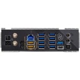 ASRock B650E TAICHI socket AM5 moederbord Zwart/goud, RAID, 2.5 Gb-LAN, Wi-Fi, BT, Sound, E-ATX