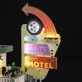 Lumibricks Road Trip - Twilight Motel Constructiespeelgoed F9054