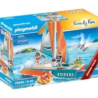 PLAYMOBIL Family Fun - Catamaran Constructiespeelgoed 71043