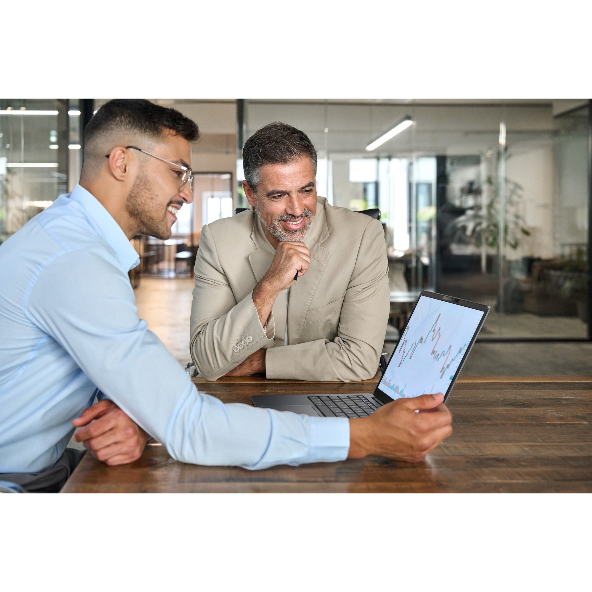 ASUS ExpertBook B5 B5405CCA-LY0020X 14"  laptop Zwart | Core Ultra 7 255H | Arc 140T | 16 GB | 512 GB SSD